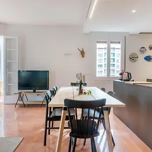 New Floor With A Lot Of Light & Aircon Gerona